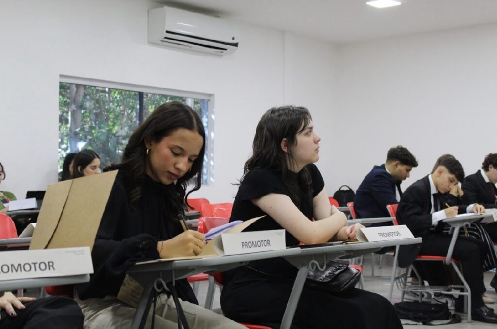 Juízes cobram provas sobre uso de crianças-soldado em julgamento de Lubanga