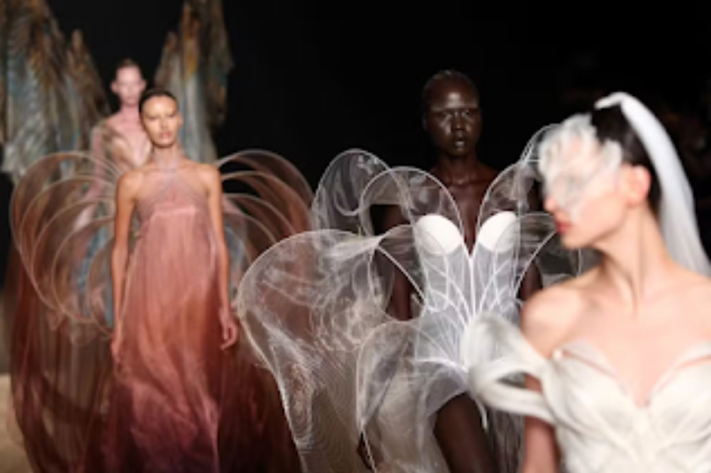 A Semana De Moda de Alta-Costura